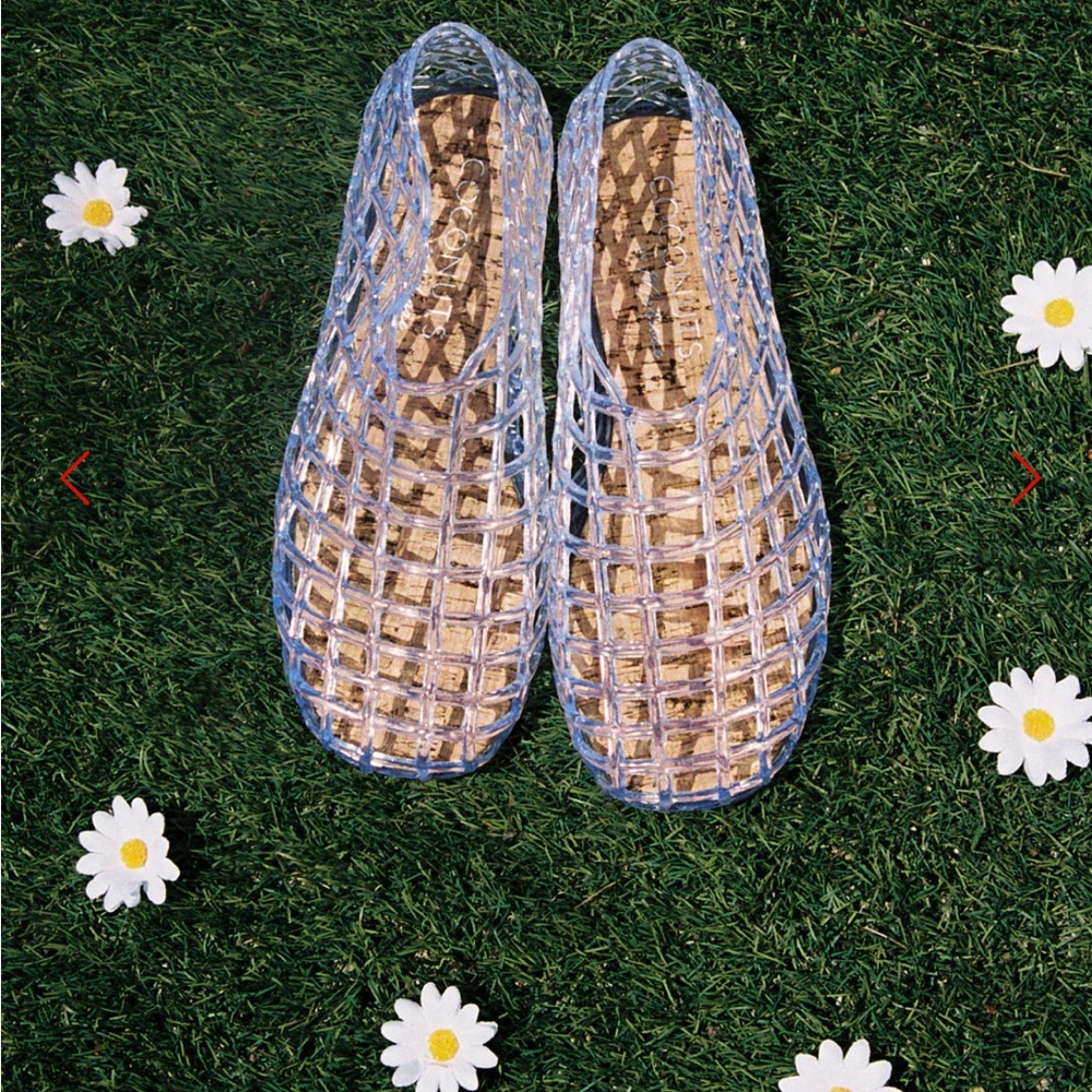 Jelly shoes- coconuts by Matisse